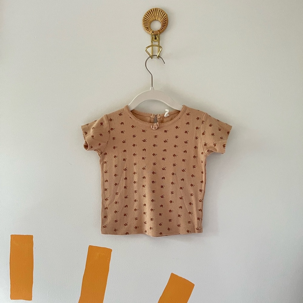 Quincey Mae tee. 18-24